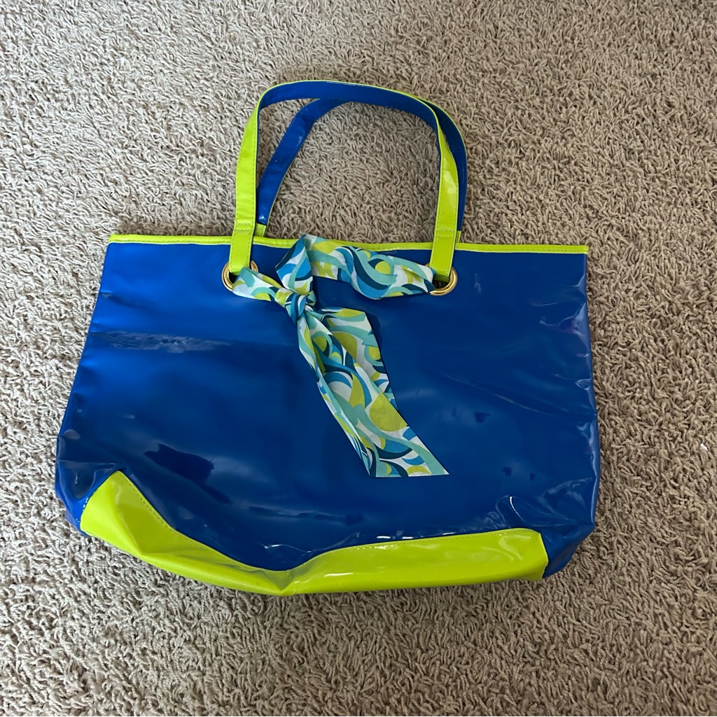 Taylor By Taylor Swift Perfume Bag